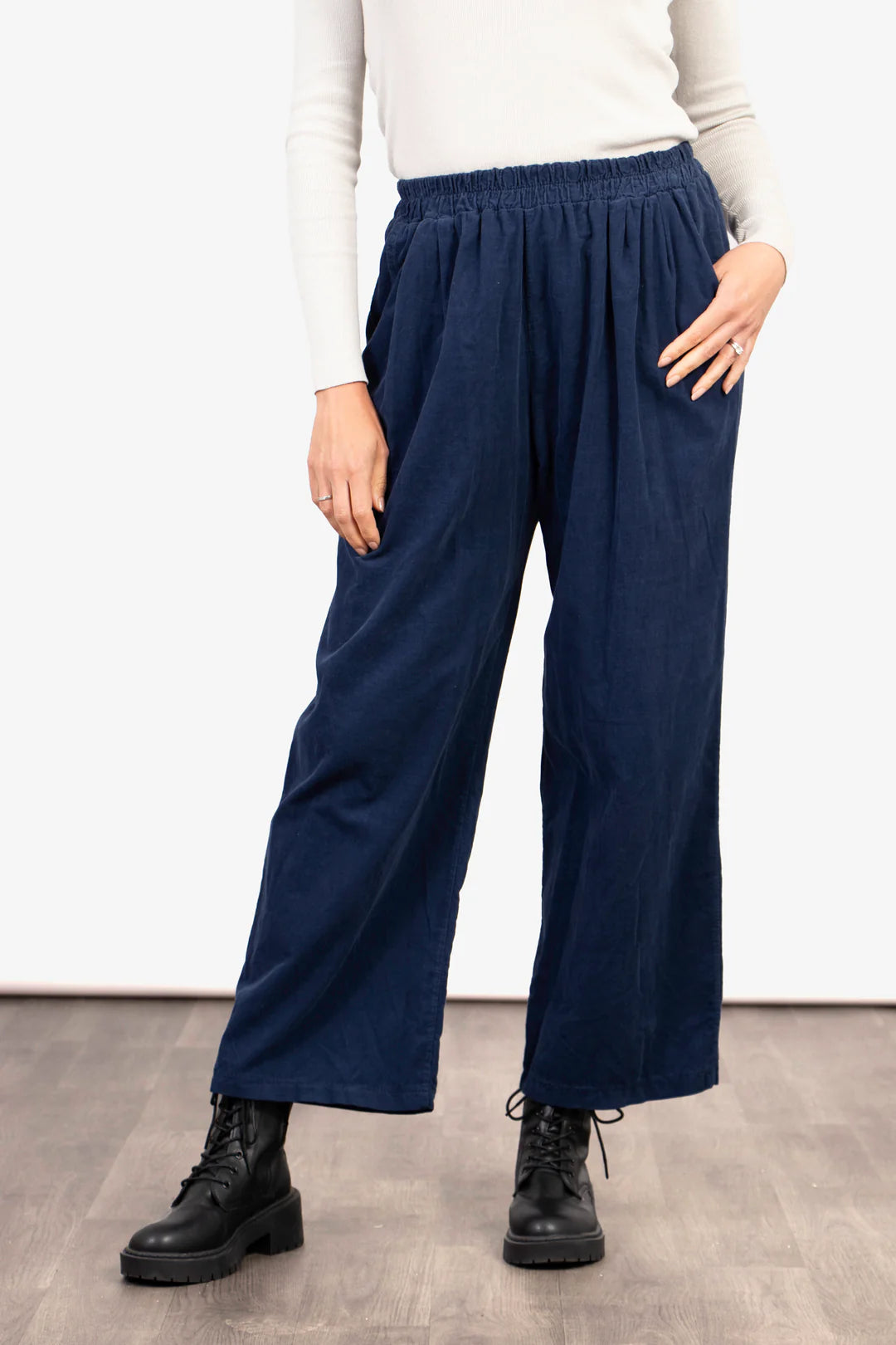 Della Wide Leg Cropped Trouser - Blue Baby Cord